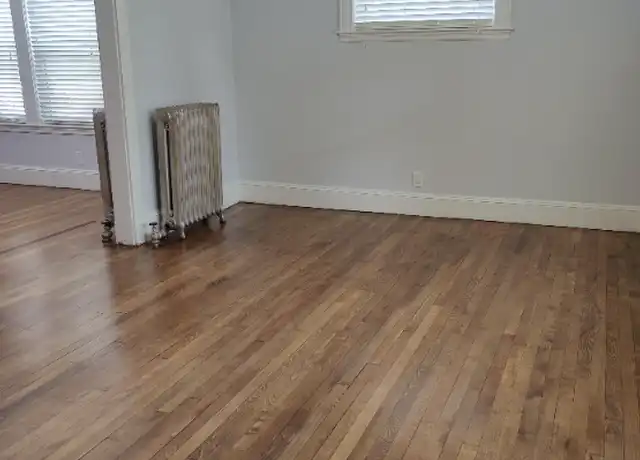Property at 11 Gordon St Unit 1, Somerville, MA, 02144, 2 beds, 1 bath, [object Object]