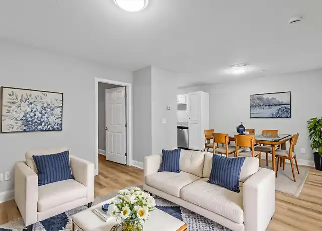 Property at Welcome to Crestview Apartments - 296 Oak St W, Alexander City, AL, 35010, 2 beds, 2 baths, [object Object]