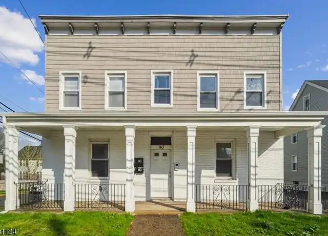 Property at 143 Valley Rd Unit 2R, Montclair, NJ, 07042, 2 beds, 1 bath, [object Object]