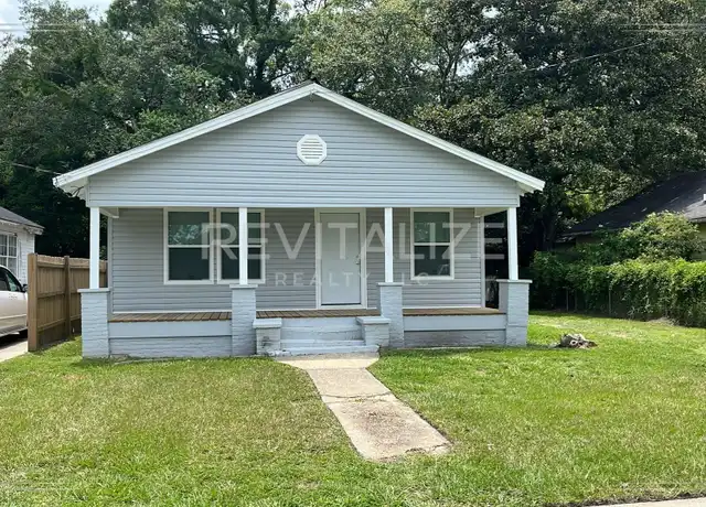 Property at 554 Cherokee St, Mobile, AL, 36606, 3 beds, 2 baths, [object Object]