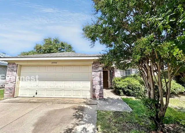 Property at 10908 Deauville Cir S, Fort Worth, TX, 76108, 3 beds, 2 baths, [object Object]