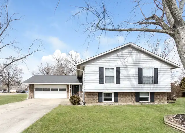 Property at 4 Hyde Park Row, Brownsburg, IN, 46112, 4 beds, 2 baths, [object Object]