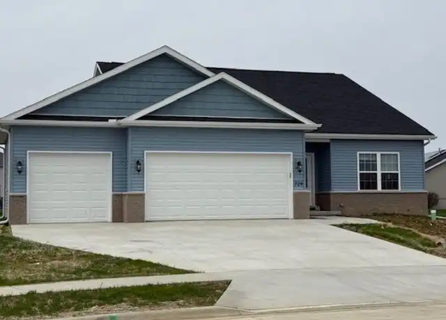Property at 729 Debates St, Washington, IL, 61571, 3 beds, 2 baths, [object Object]