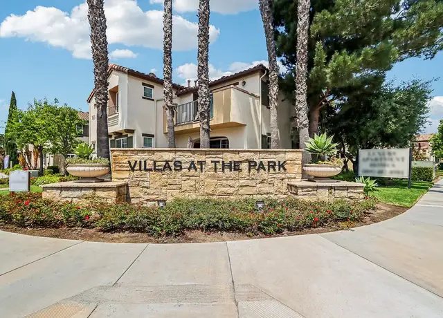 Photo of 313 Westpark Ct, Camarillo, CA 93012