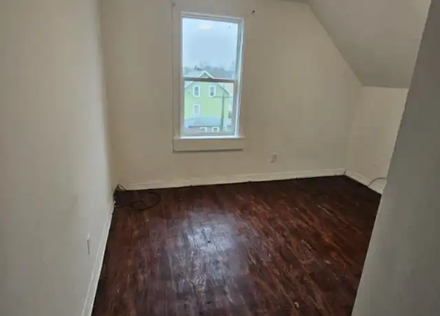 Property at 175 2nd Ave Unit 3, Woonsocket, RI, 02895, 1 bed, 1 bath, [object Object]