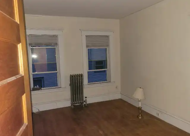 Property at 172-174 South St Unit 1R, Fitchburg, MA, 01420, 1 bed, 1 bath, [object Object]