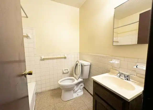 Property at 18701 Fitzpatrick St, Detroit, MI, 48228, 1 bed, 1 bath, [object Object]