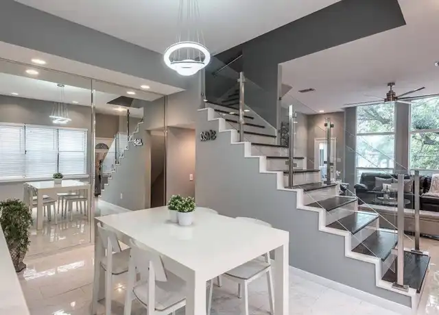 Property at 204 Marshall St #5, Houston, TX, 77006, 2 beds, 2.5 baths, [object Object]