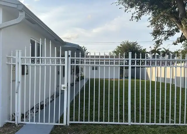 Property at 6109 SW 30th St #1, Miramar, FL, 33023, 2 beds, 1 bath, [object Object]