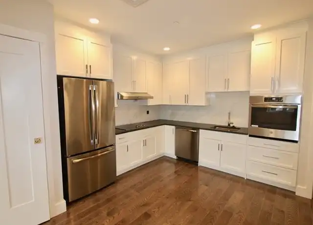 Property at 434 McGrath Hwy Unit 313, Somerville, MA, 02143, 1 bed, 1 bath, [object Object]
