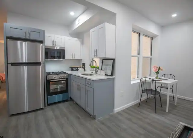 Property at 225 Atlantic Ave, Atlantic City, NJ, 08401, 1 bed, 1 bath, [object Object]