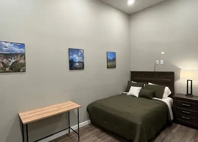 Property at 416 N Lincoln St Apt 3, Bloomington, IN, 47408, 1 bed, 1 bath, [object Object]