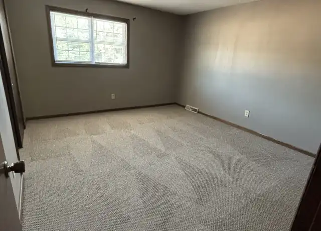 Property at 105 New St Unit 9, Johnson City, TN, 37601, 2 beds, 1.5 baths, [object Object]