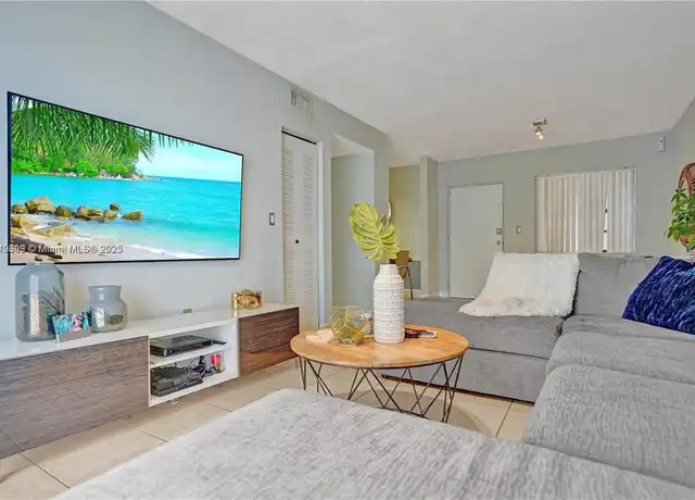 Property at 1490 W 42nd Pl Unit 202, Hialeah, FL, 33012, 3 beds, 2 baths, [object Object]