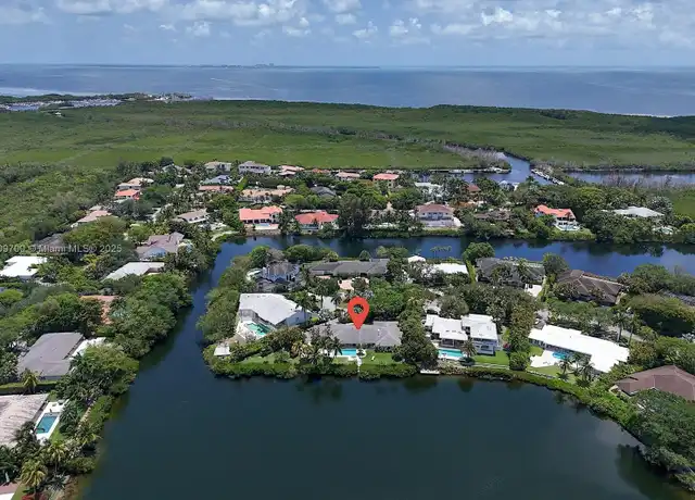 Property at 415 Rovino Ave, Coral Gables, FL, 33156, 5 beds, 5 baths, [object Object]
