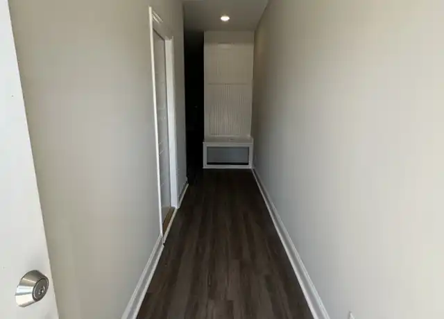Property at 119 W Rossview Rd Unit 1 A, Clarksville, TN, 37040, 2 beds, 2.5 baths, [object Object]