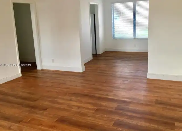 Property at 545 74th St Unit 8, Miami Beach, FL, 33141, 1 bed, 1 bath, [object Object]