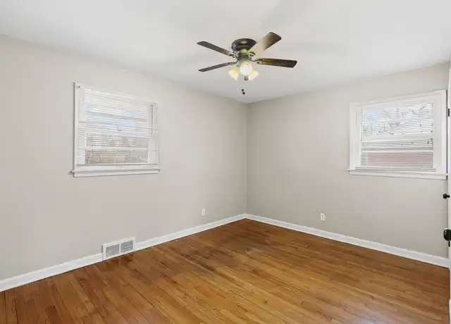 Property at 901 Buckeye Dr, Saint Louis, MO, 63135, 3 beds, 1 bath, [object Object]