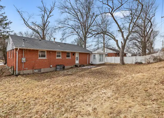 Property at 901 Buckeye Dr, Saint Louis, MO, 63135, 3 beds, 1 bath, [object Object]