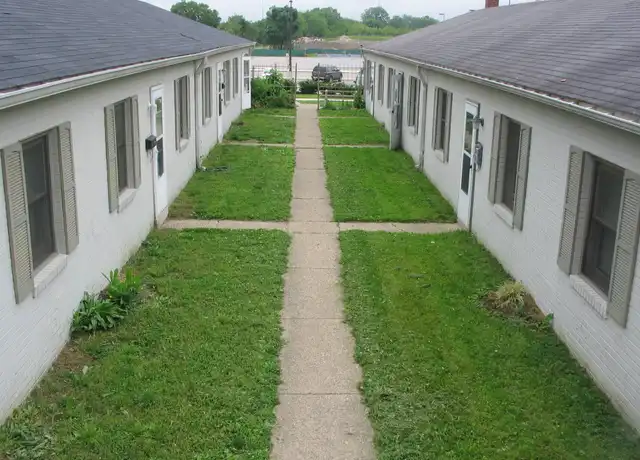 Property at 1230 N Belmont Ave, Indianapolis, IN, 46222, 2 beds, 1 bath, [object Object]
