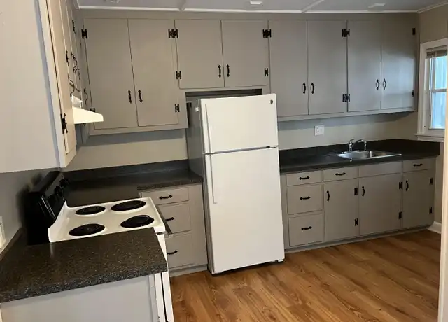 Property at 35 Pleasant St, Bristol, CT, 06010, 1 bed, 1 bath, [object Object]