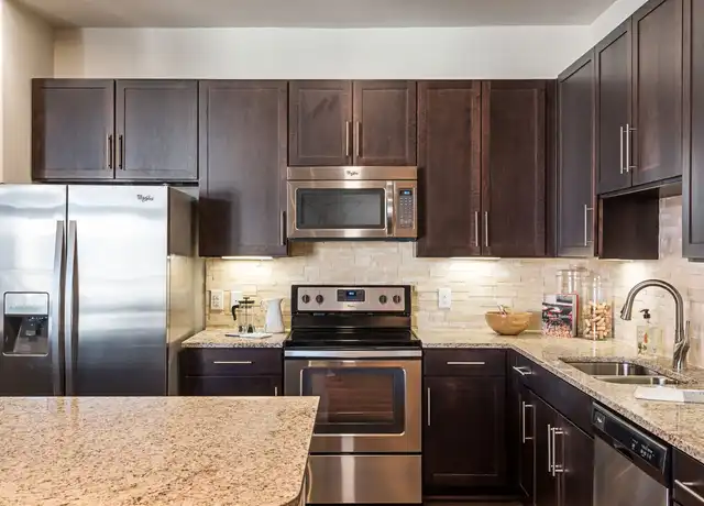 Property at 2550 Main St Unit 38M2, Houston, TX, 77002, 2 beds, 2 baths, [object Object]