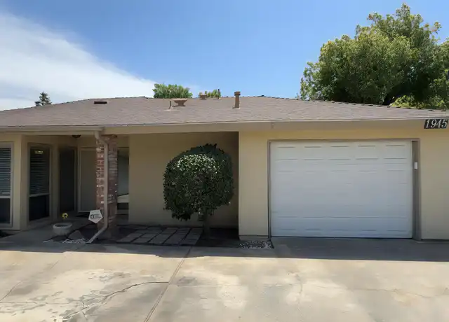 Property at 1945 E Vassar Dr Unit 1945, Visalia, CA, 93292, 2 beds, 1 bath, [object Object]
