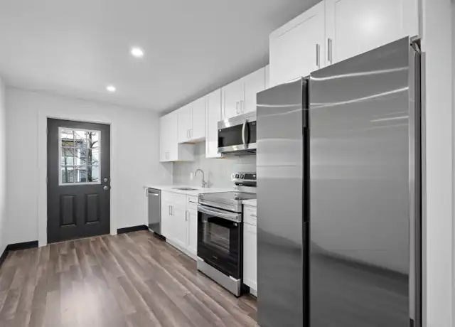 Property at 158 Pleasant St, Leominster, MA, 01453, 2 beds, 1 bath, [object Object]