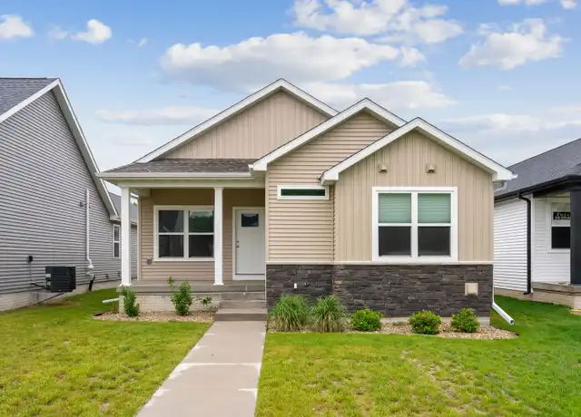 Property at 116 Axlewood Dr, Waterloo, IA, 50701, 4 beds, 3 baths, [object Object]