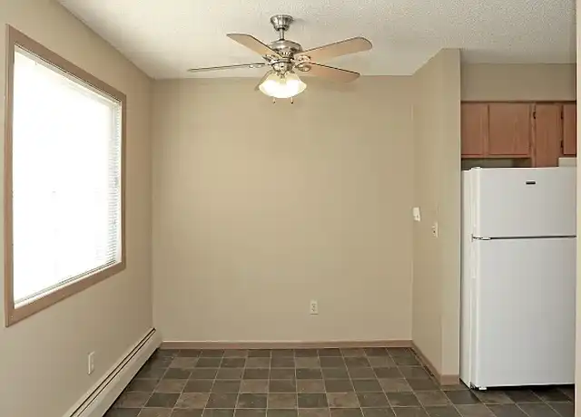Property at 8510 210th St W, Lakeville, MN, 55044, 1 bed, 1 bath, [object Object]