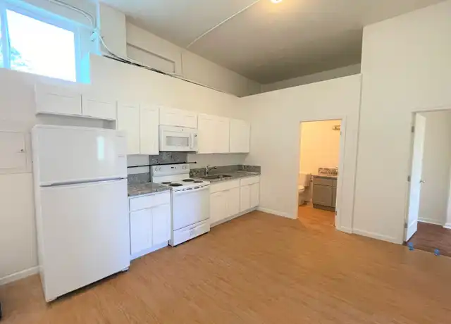 Property at 825 Lehua Ave Unit 4, Pearl City, HI, 96782, 3 beds, 1 bath, [object Object]