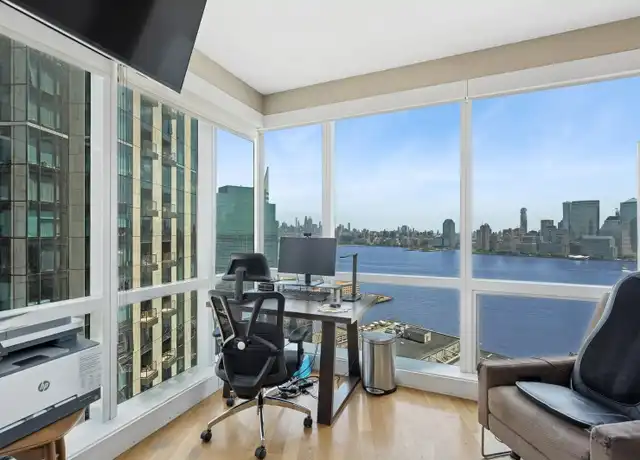 Property at 77 Hudson St #3203, Jersey City, NJ, 07302, 3 beds, 2 baths, [object Object]