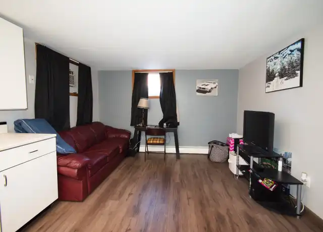 Property at 2506 8th St N Unit 4, Fargo, ND, 58102, 1 bed, 1 bath, [object Object]