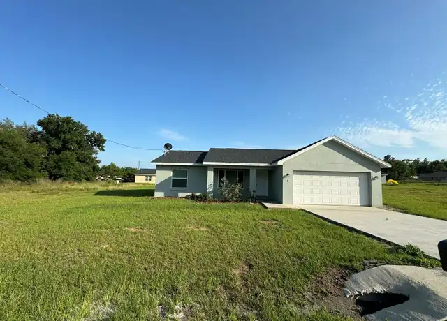 Property at 6 Maple Crse, Ocklawaha, FL, 32179, 3 beds, 2 baths, [object Object]