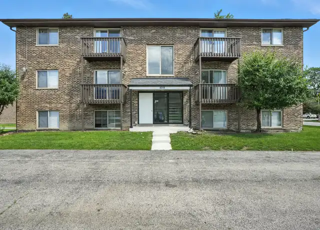 Property at 8310 Woodland Dr, Darien, IL, 60561, 2 beds, 1 bath, [object Object]