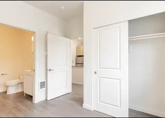 Property at 8130 SE Woodward St Unit 204, Portland, OR, 97206, 1 bed, 1 bath, [object Object]