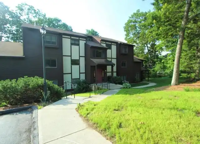 Property at 76 Highwood Dr, Franklin, MA, 02038, 2 beds, 1 bath, [object Object]