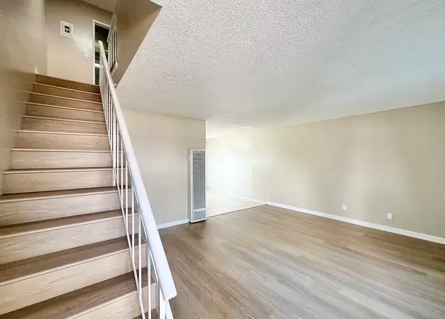 Photo of 2820 Huntington St, Huntington Beach, CA 92648
