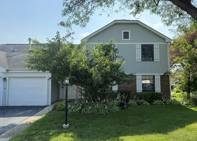 Property at 324 Oak Meadow Ct Unit D1, Schaumburg, IL, 60193, 2 beds, 2 baths, [object Object]