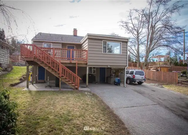 Property at 1511 Lakeway Dr, Bellingham, WA, 98229, 1 bed, 1 bath, [object Object]