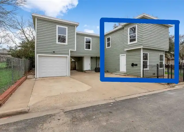 Property at 702 E Main St, Brenham, TX, 77833, 3 beds, 2 baths, [object Object]