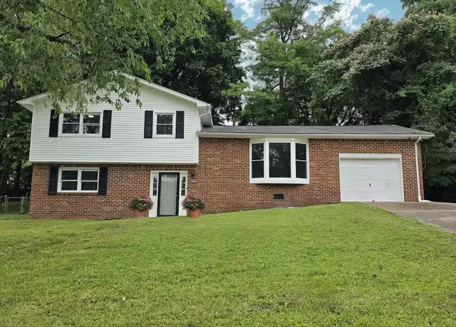 Property at 2809 Brett Rd NW, Huntsville, AL, 35810, 4 beds, 2 baths, [object Object]