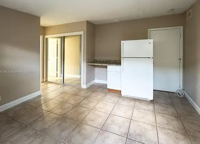 Property at 715 NE 6th St Unit 5E, Fort Lauderdale, FL, 33304, 0 beds, 1 bath, [object Object]