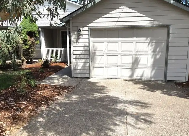 Property at 415 Hilda St Unit 415, Oregon City, OR, 97045, 3 beds, 2 baths, [object Object]
