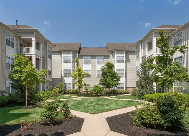 Photo of 900 Wessex Dr, Princeton, NJ 08540