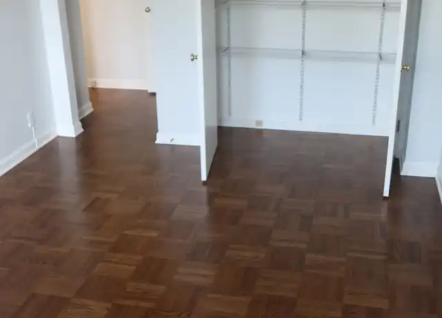 Property at 535 W Cornelia Ave Unit 501, Chicago, IL, 60657, 1 bed, 1 bath, [object Object]
