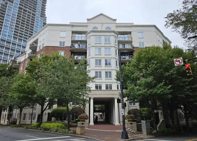 Property at 300 W 5th St #223, Charlotte, NC, 28202, 1 bed, 1 bath, [object Object]