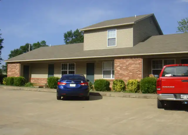 Property at 200 E F St Unit 3, Russellville, AR, 72801, 2 beds, 1.5 baths, [object Object]
