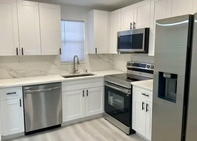 Property at 9370 SW 8th St #212, Boca Raton, FL, 33428, 2 beds, 2 baths, [object Object]