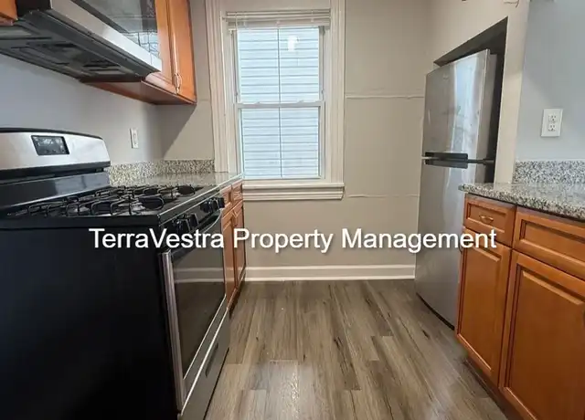 Property at 607 Market St Unit 2, Gloucester City, NJ, 08030, 3 beds, 1 bath, [object Object]
